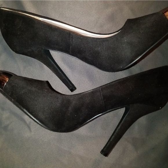 Delights 9.5 cone heel, black felt pointed heels w silver tip - Picture 9 of 11